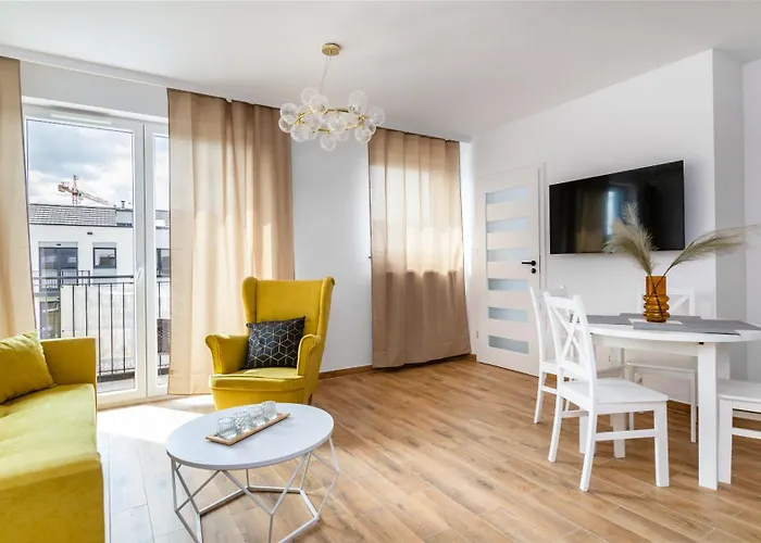 Trimare Piamola, Z Basenem I Bilardem, Bezplatne Solarium Lägenhet